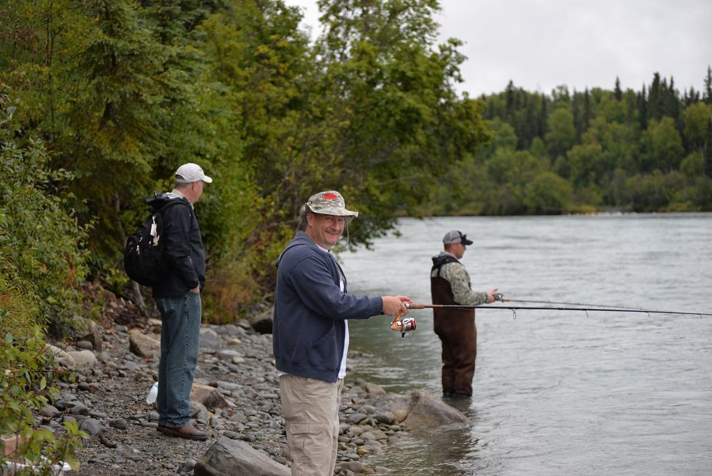 Salmon Catcher Lodge Кенай Экстерьер фото