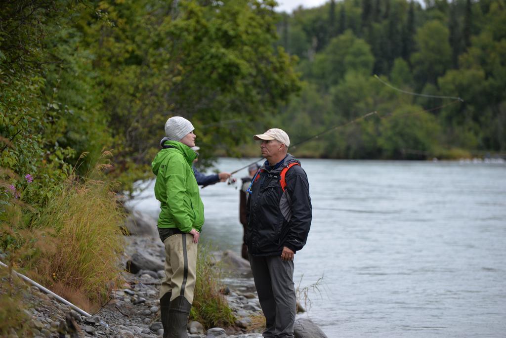 Salmon Catcher Lodge Кенай Экстерьер фото