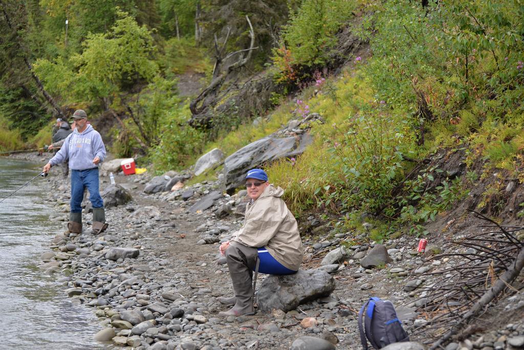 Salmon Catcher Lodge Кенай Экстерьер фото