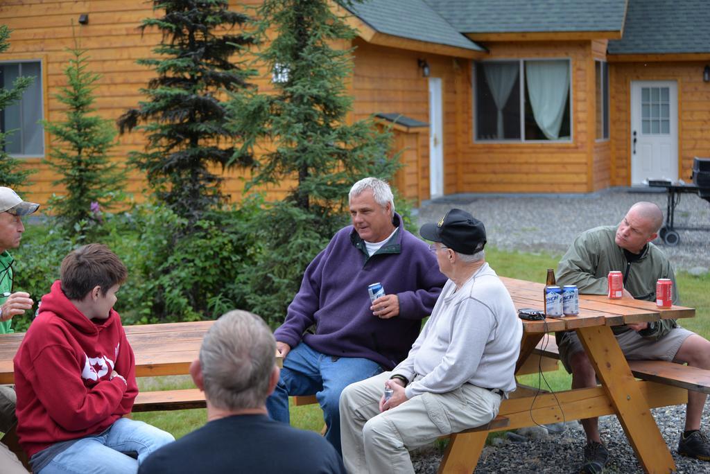 Salmon Catcher Lodge Кенай Экстерьер фото